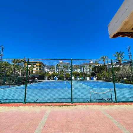 Sa Apartments! 150M To The Cleopatra Beach *