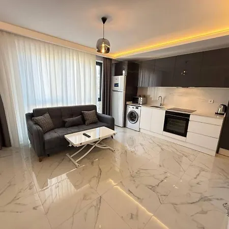 Sa Apartments! 150M To The Cleopatra Beach *